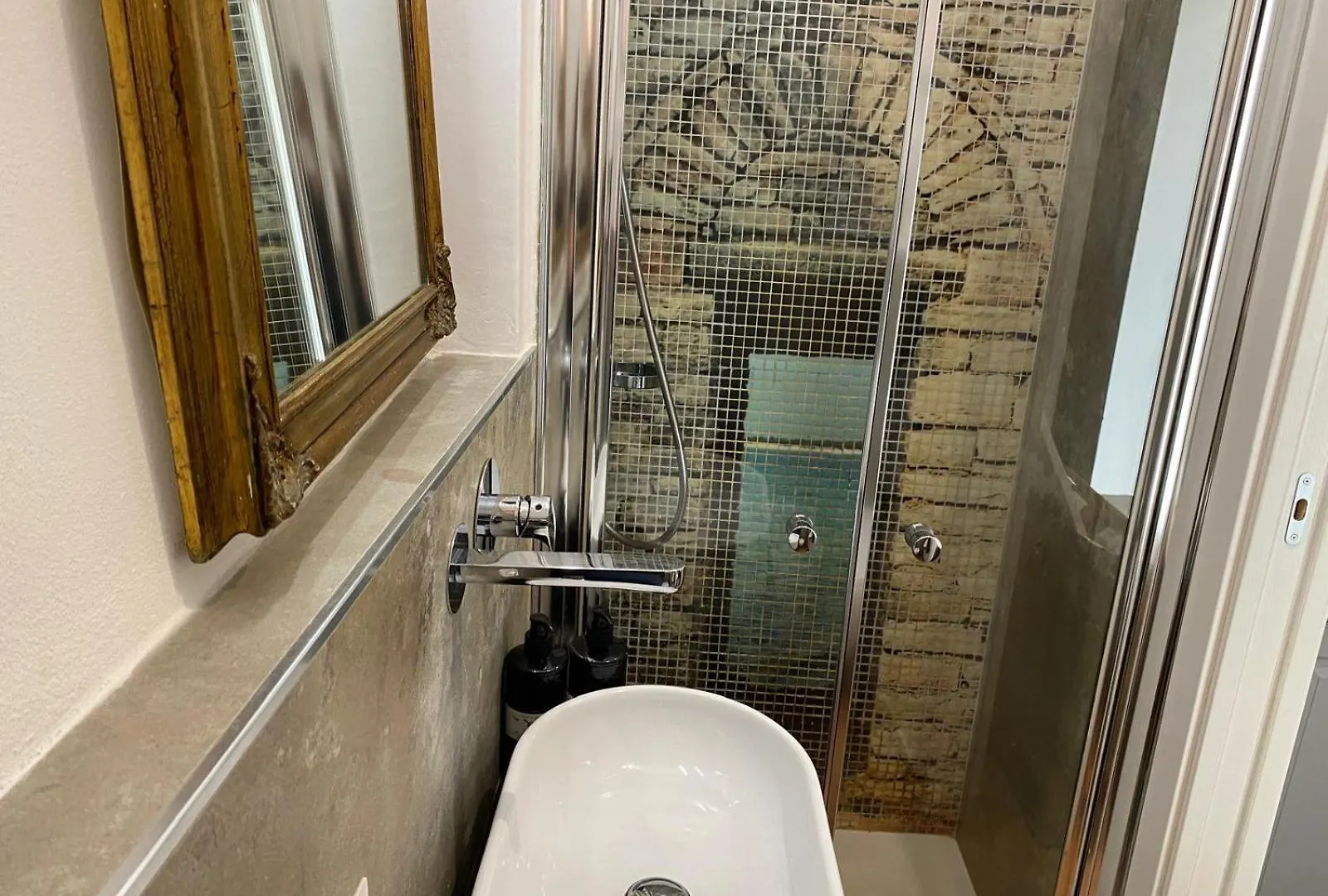 La Follia Dell'Architetto Villa Bari 0*,  Italy