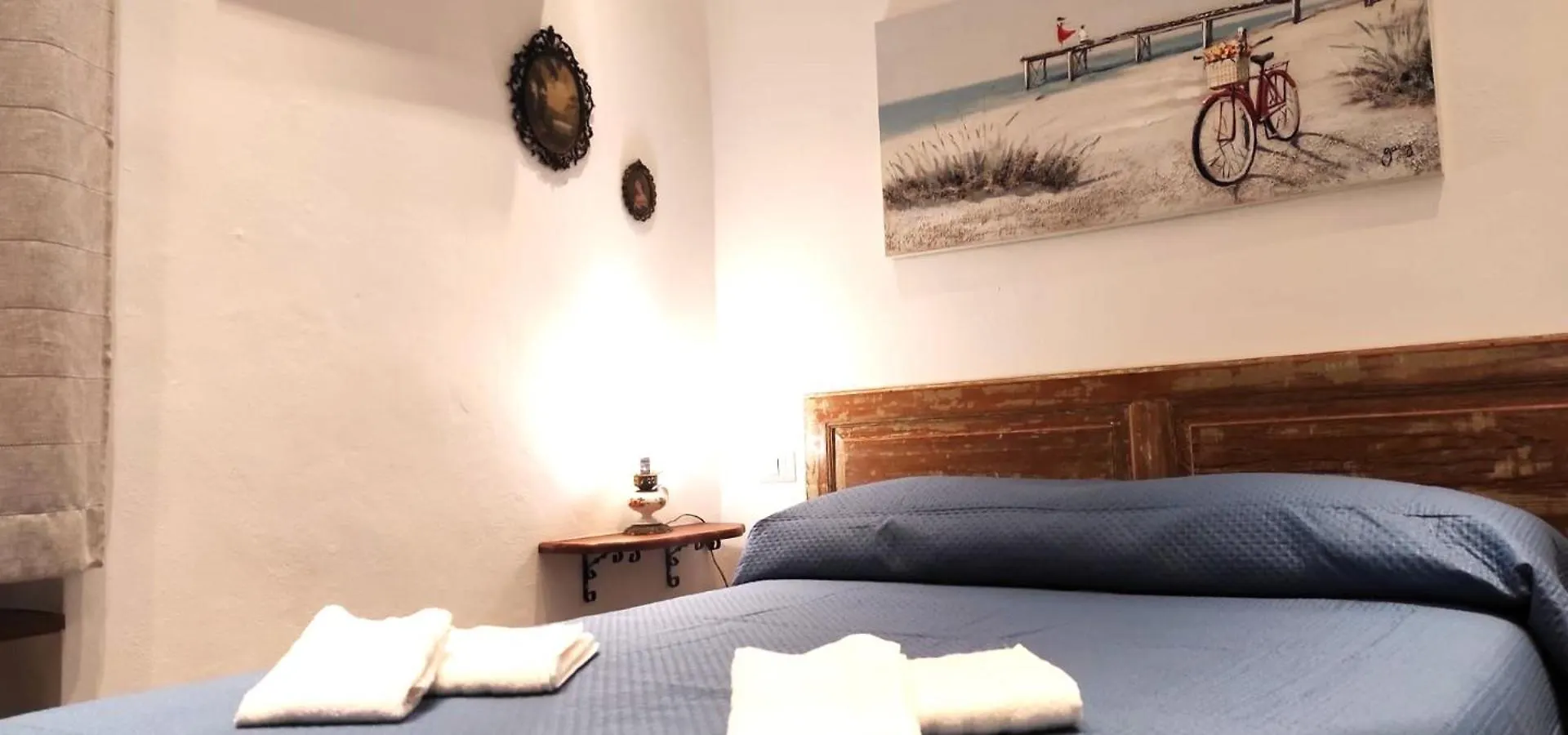 La Follia Dell'Architetto Villa Bari 0*,  Italy