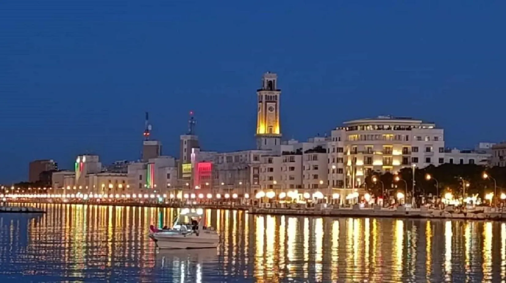 La Follia Dell'Architetto Villa Bari Holiday home