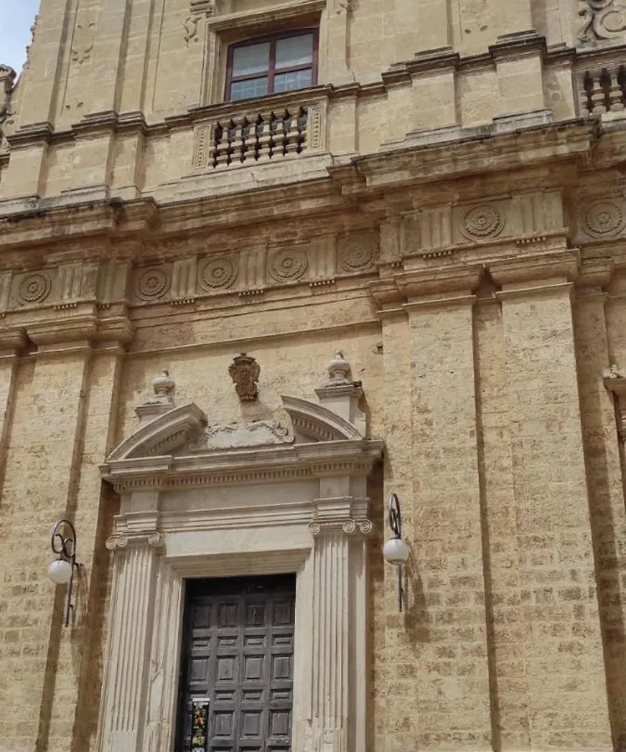 La Follia Dell'Architetto Villa Bari